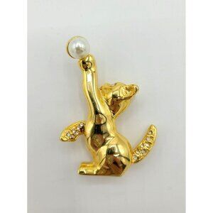 Cat Playing With Faux Pearl Brooch Pin With Rhinestones